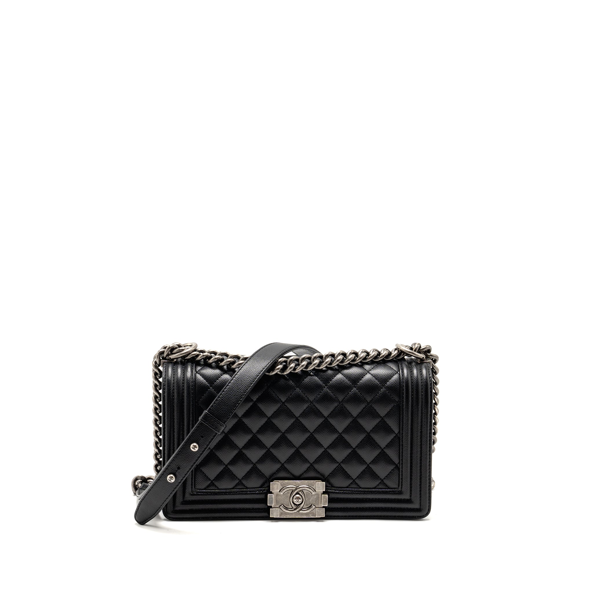 CHANEL MEDIUM BOY BAG CAVIAR BLACK SHW (MICROCHIP)