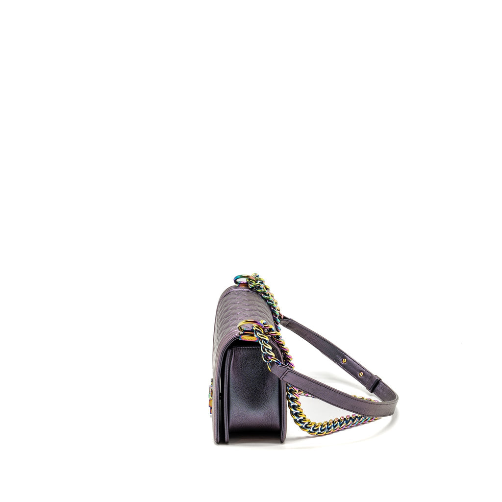 CHANEL MEDIUM BOY BAG GOATSKIN IRIDESCENT PURPLE MULTICOLOUR HARDWARE