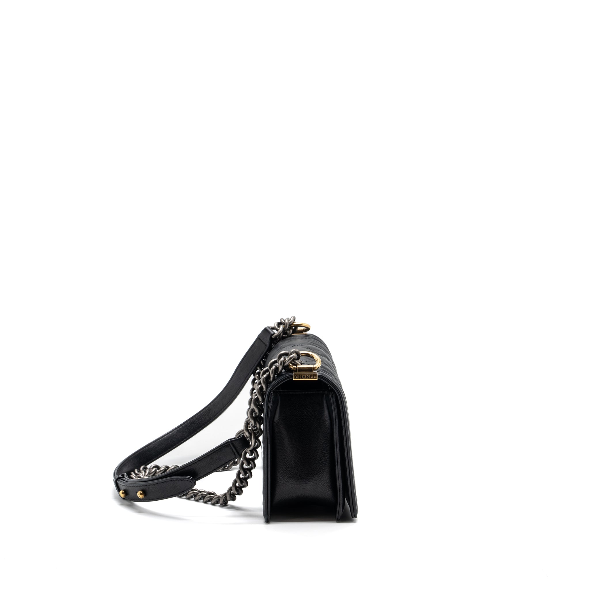 CHANEL MEDIUM BOY BAG CALFSKIN BLACK MULTICOLOUR HARDWARE