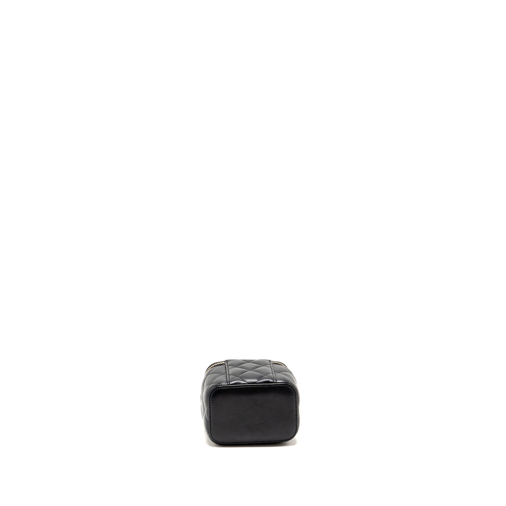 CHANEL 22S PEARL CRUSH MINI VANITY WITH CHAIN LAMBSKIN BLACK GHW