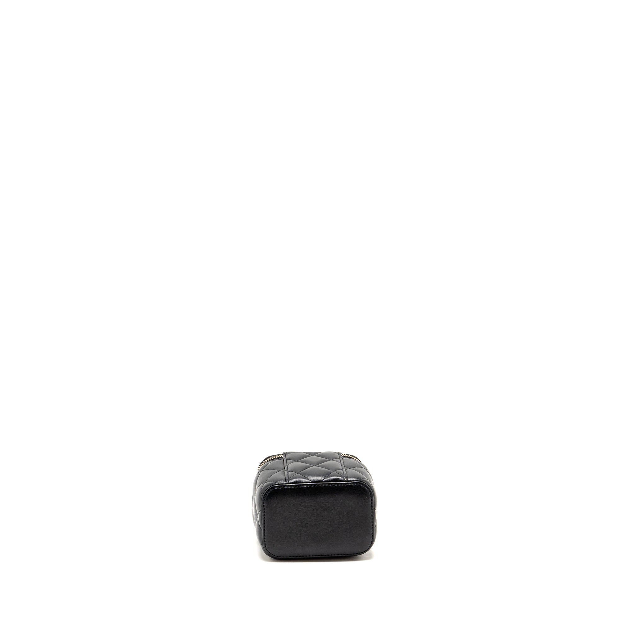 CHANEL 22S PEARL CRUSH MINI VANITY WITH CHAIN LAMBSKIN BLACK GHW