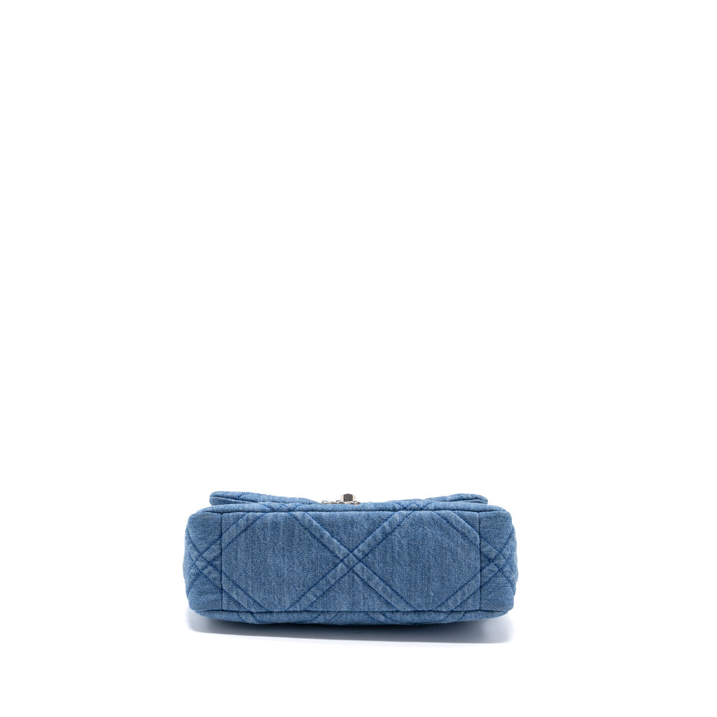 CHANEL SMALL 19 BAG DENIM LIGHT BLUE MULTICOLOUR HARDWARE (MICROCHIP)