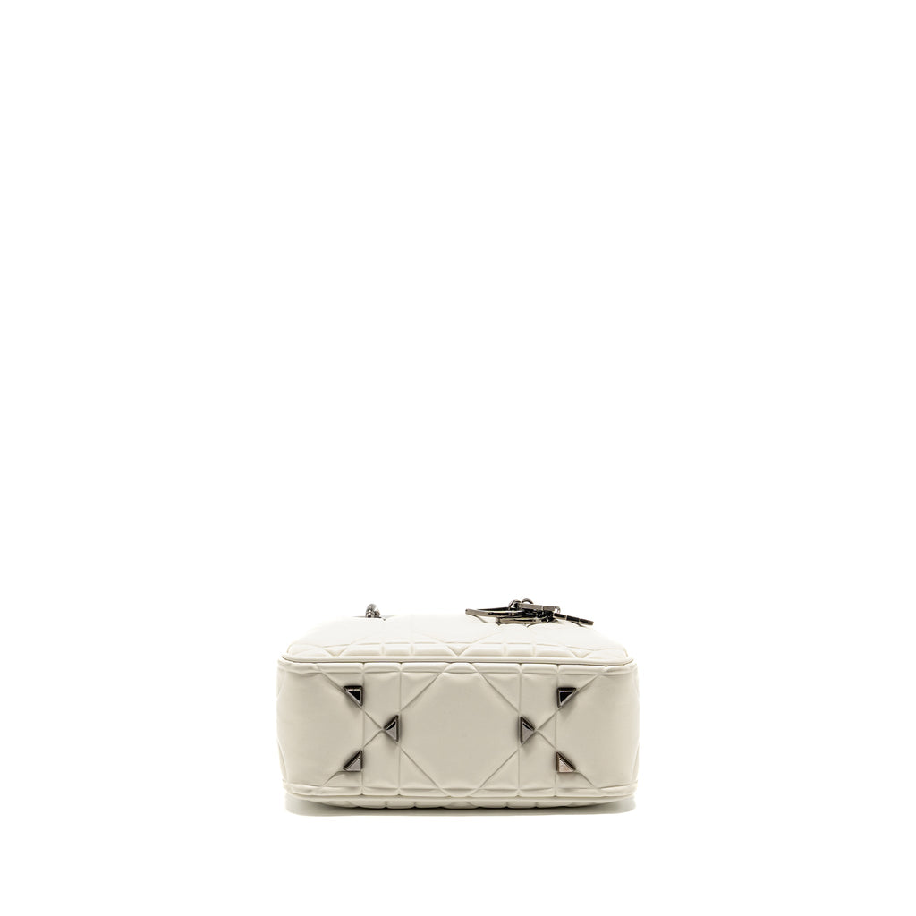 DIOR LADY 95.22 HANDBAG LAMBSKIN WHITE WITH BLACK HARDWARE