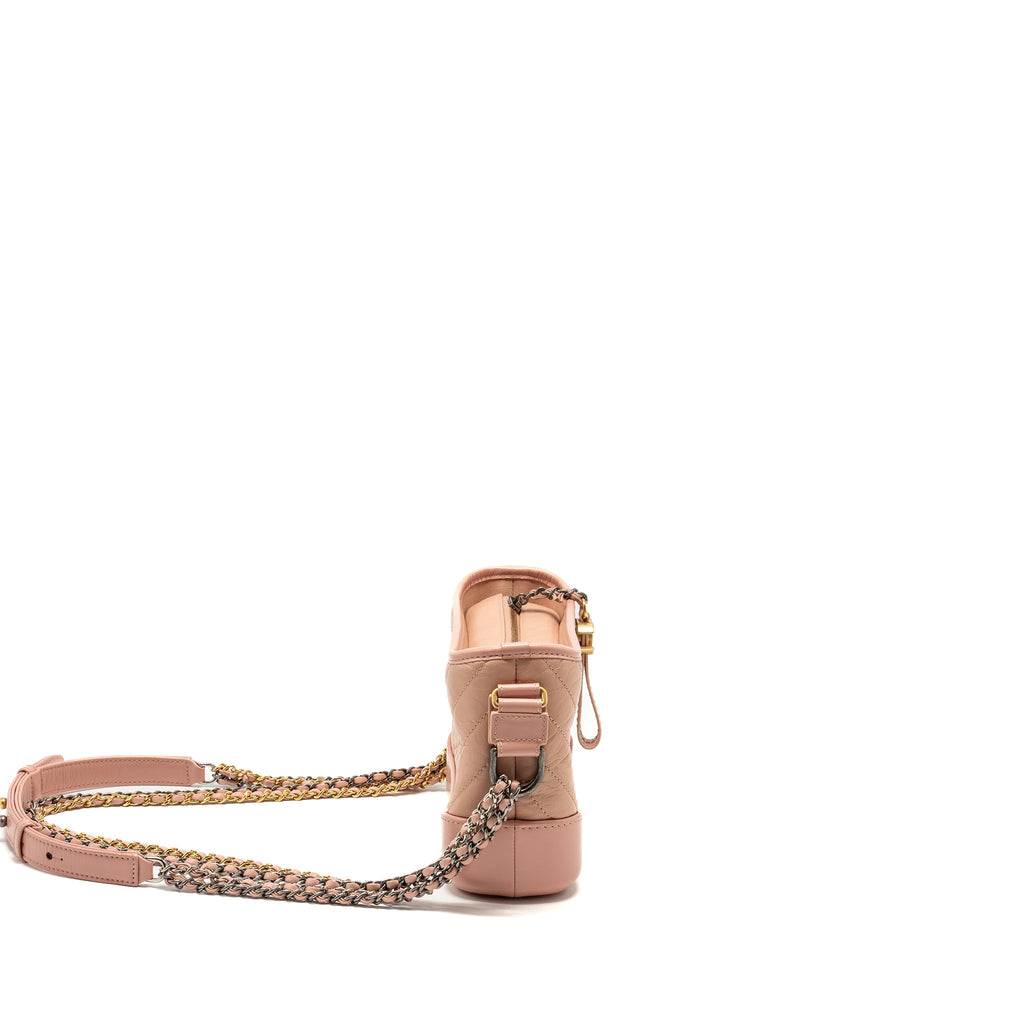 CHANEL SMALL GABRIELLE HOBO BAG CHEVRON AGED CALFSKIN PINK MULTICOLOUR HARDWARE