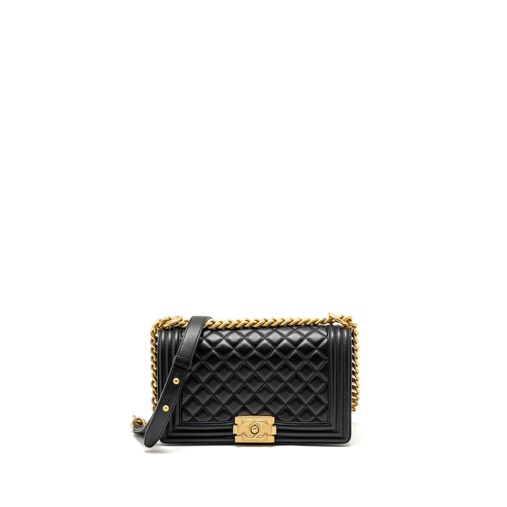 CHANEL MEDIUM BOY BAG CALFSKIN BLACK GHW