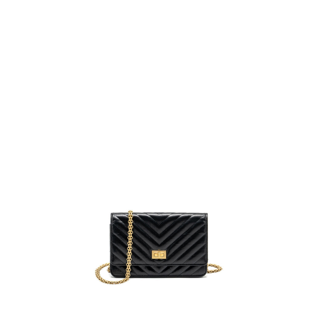 CHANEL CHEVRON 2.55 REISSUE WALLET ON CHAIN AGED CALFSKIN BLACK GHW (MICROCHIP)
