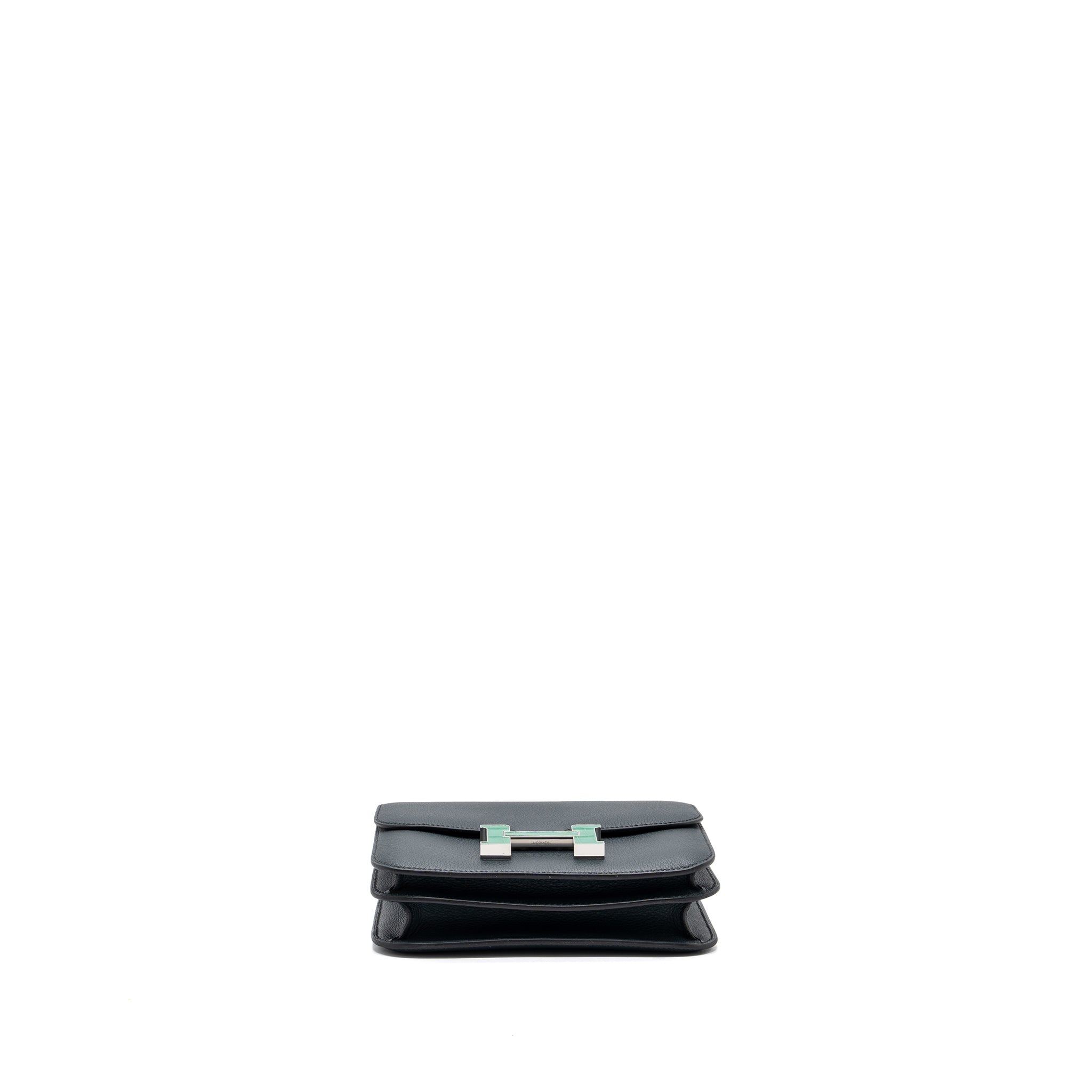 HERMES MINI CONSTANCE EVERCOLOR / ALLIGATOR BUCKLE VERT ROUSSEAU / VERT JADE SHW