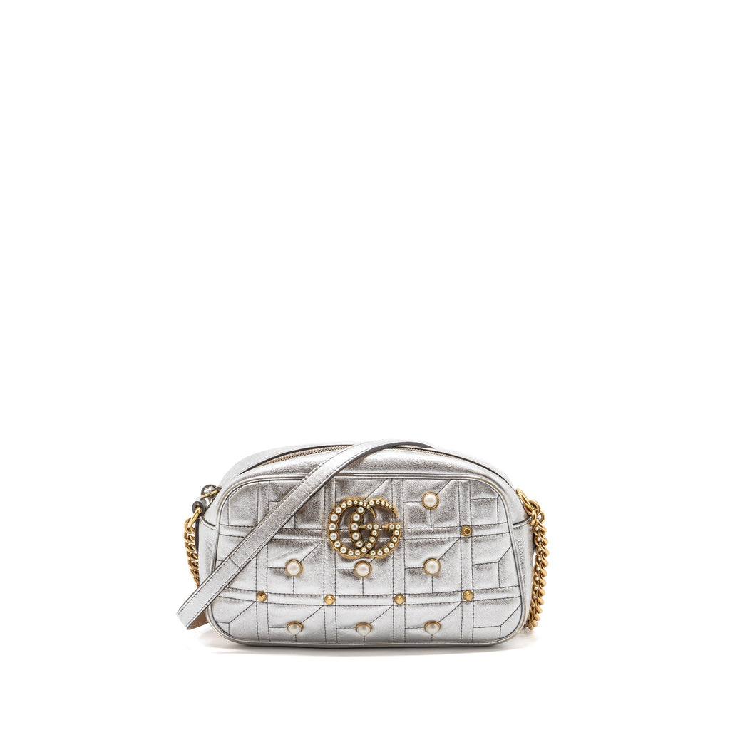 GUCCI GG MARMONT CAMERA BAG WITH PEARL LEATHER SILVER GHW