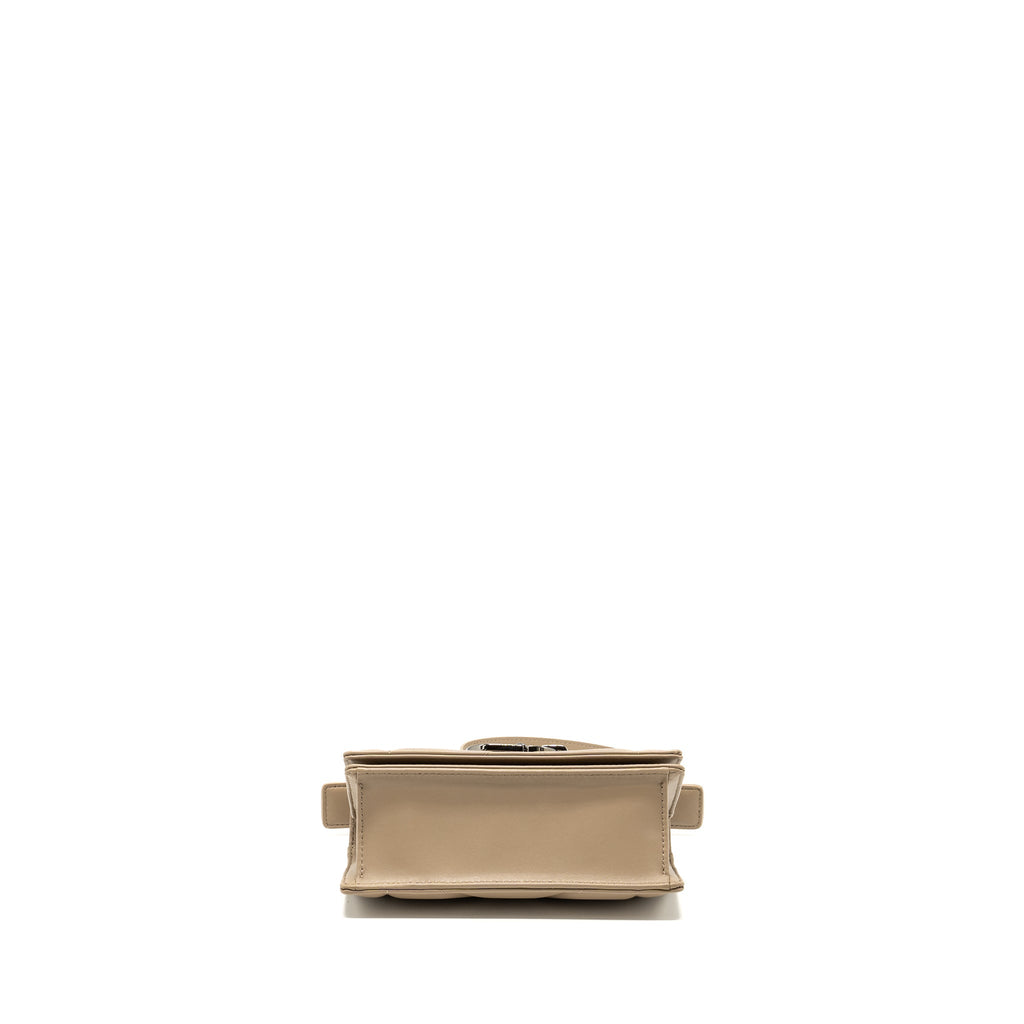 DIOR 30 MONTAIGNE POUCH WITH SHOULDER STRAP LAMBSKIN BEIGE BLACK HARDWARE