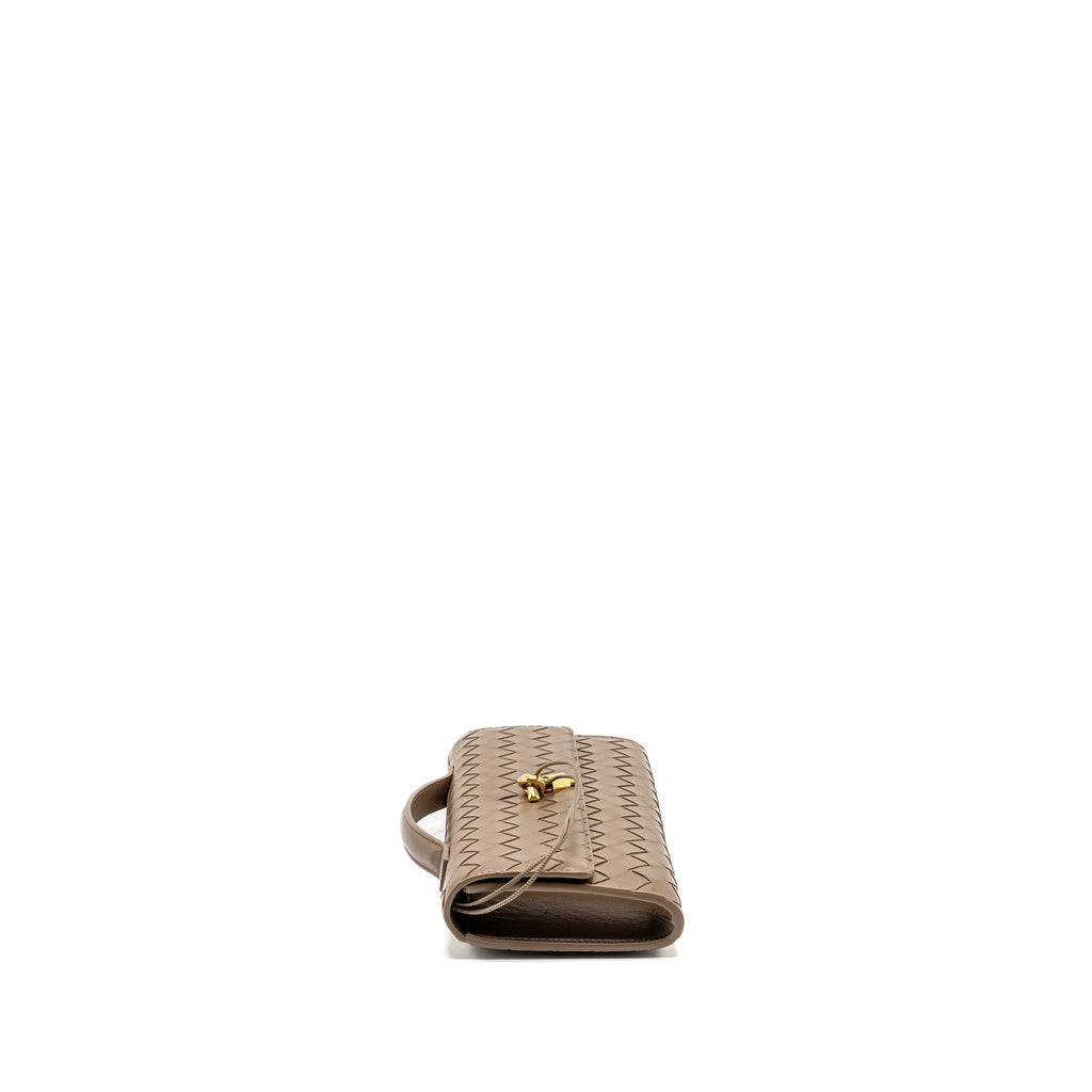 BOTTEGA VENETA ANDIAMO CLUTCH LAMBSKIN PINECONE GHW