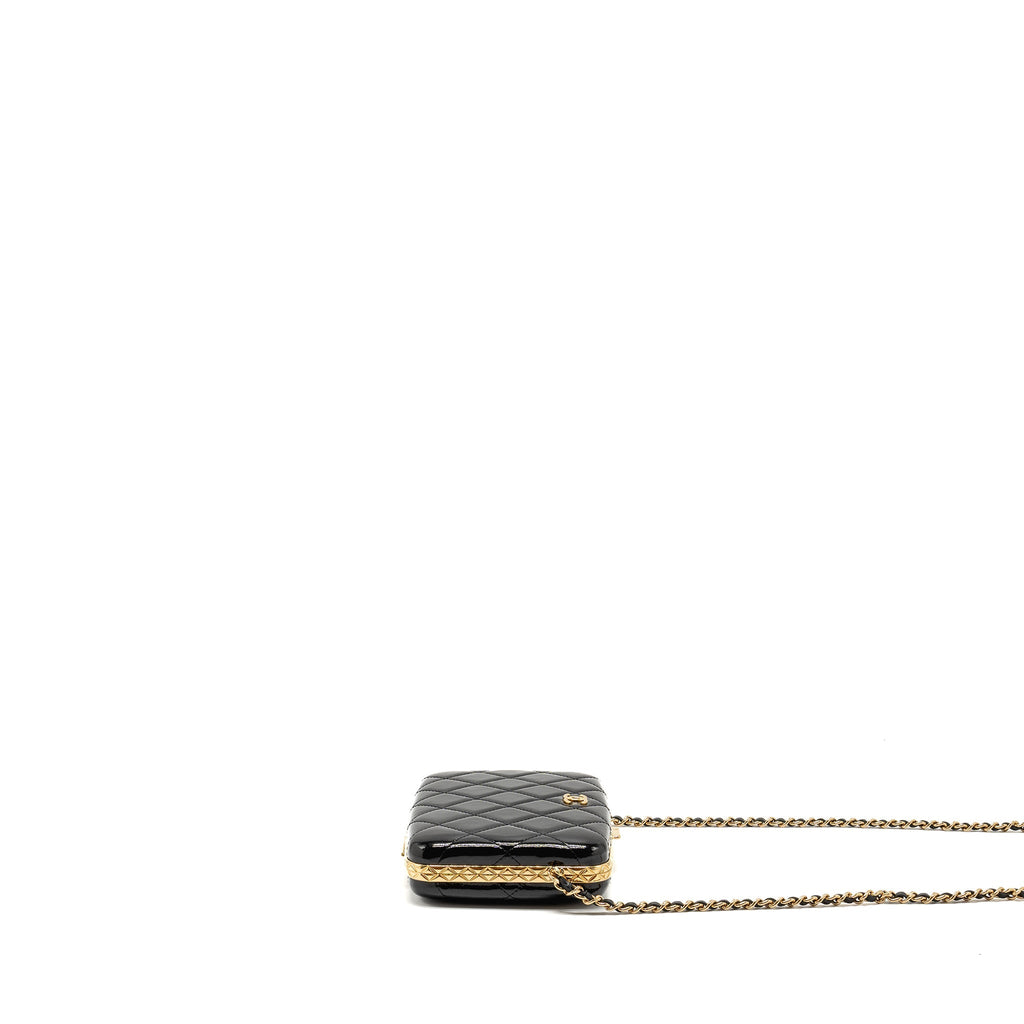 CHANEL 21A CC BOX WITH CHAIN PATENT BLACK GHW