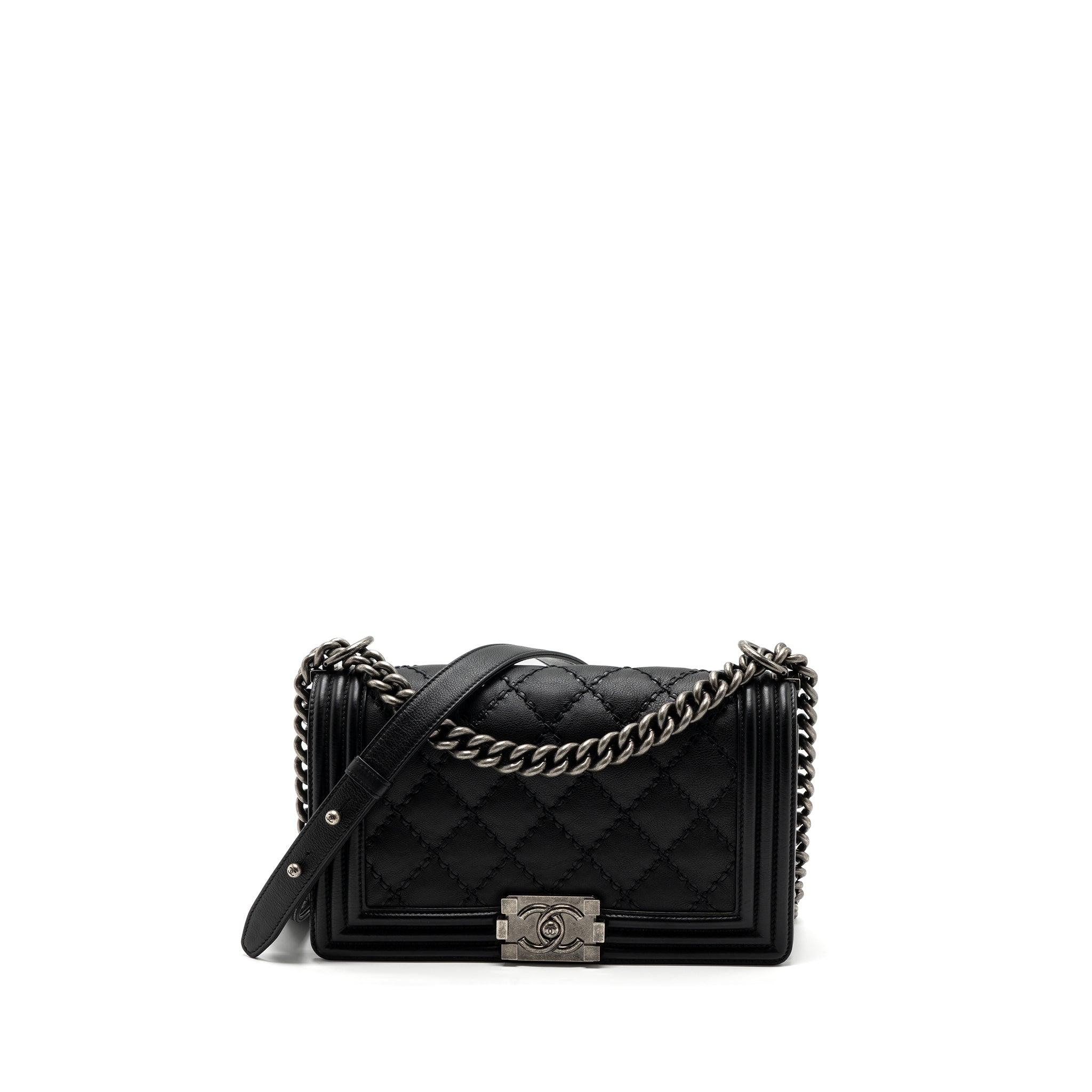 CHANEL MEDIUM BOY BAG CALFSKIN BLACK RUTHENIUM HARDWARE