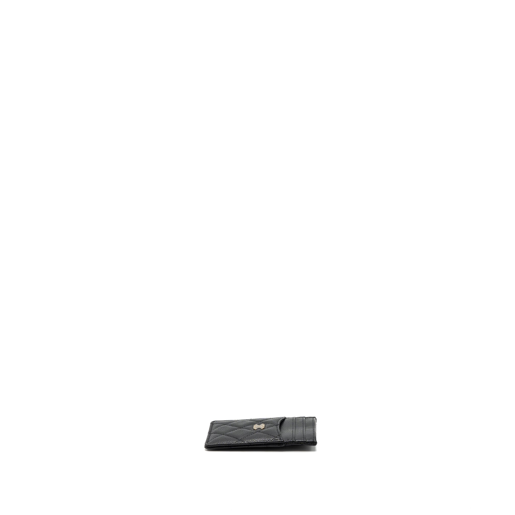 CHANEL 23K VERTICAL CARD HOLDER CAVIAR BLACK LGHW (MICROCHIP)