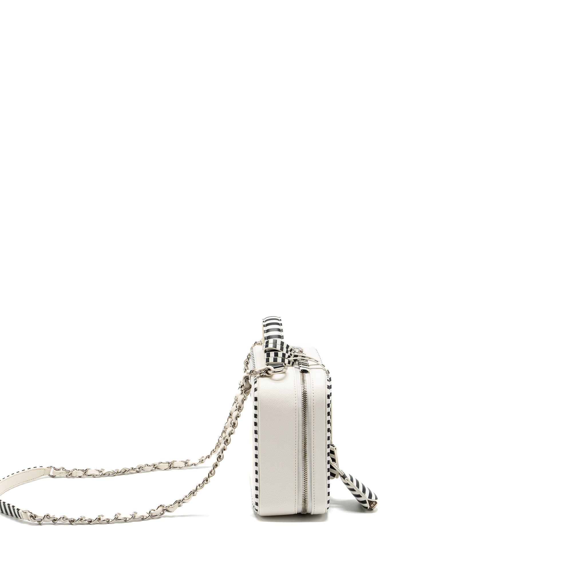 CHANEL MEDIUM FILIGREE CAMERA BAG CAVIAR WHITE/BLACK SHW