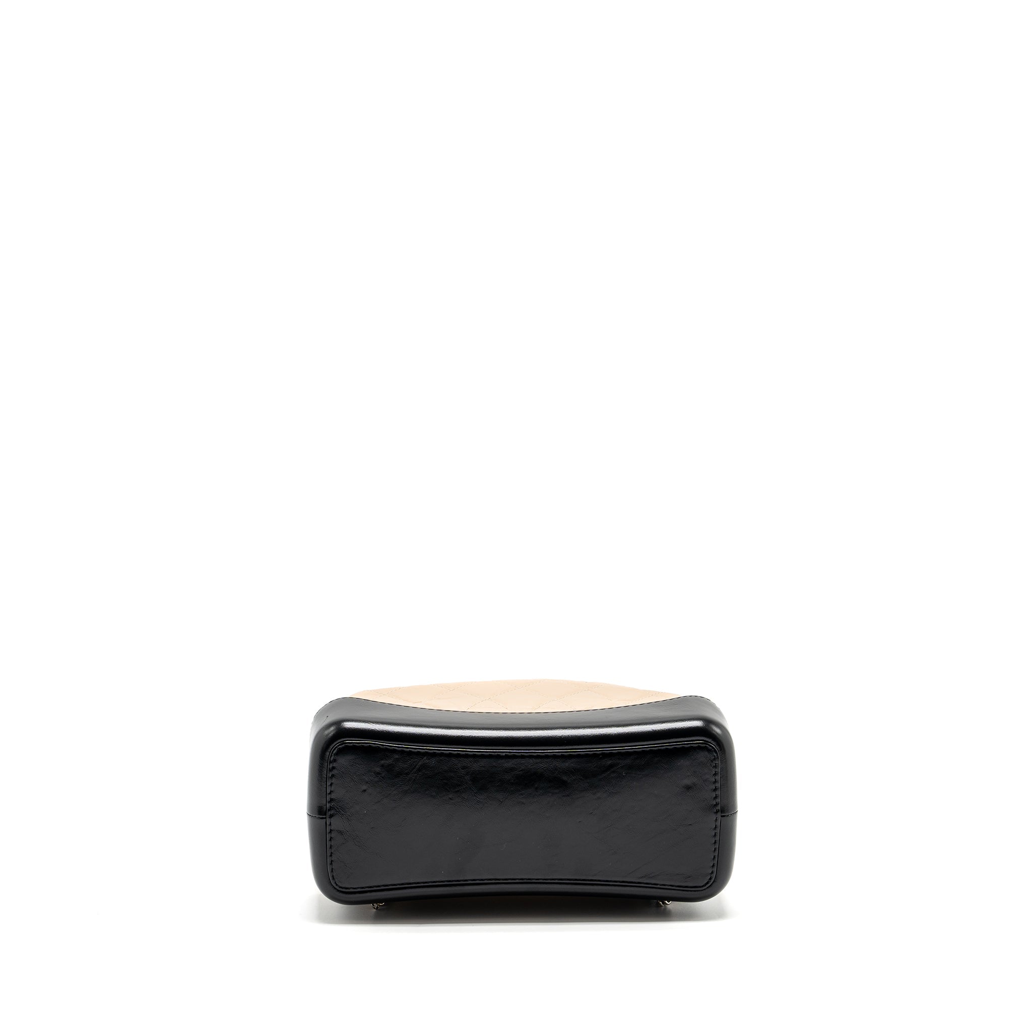 CHANEL MEDIUM GABRIELLE BACKPACK AGED CALFSKIN BEIGE/BLACK MULTICOLOUR HARDWARE