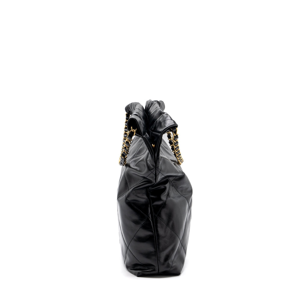 CHANEL MEDIUM 22 BAG GOLD LETTER SHINY CALFSKIN BLACK GHW(MICROCHIP)