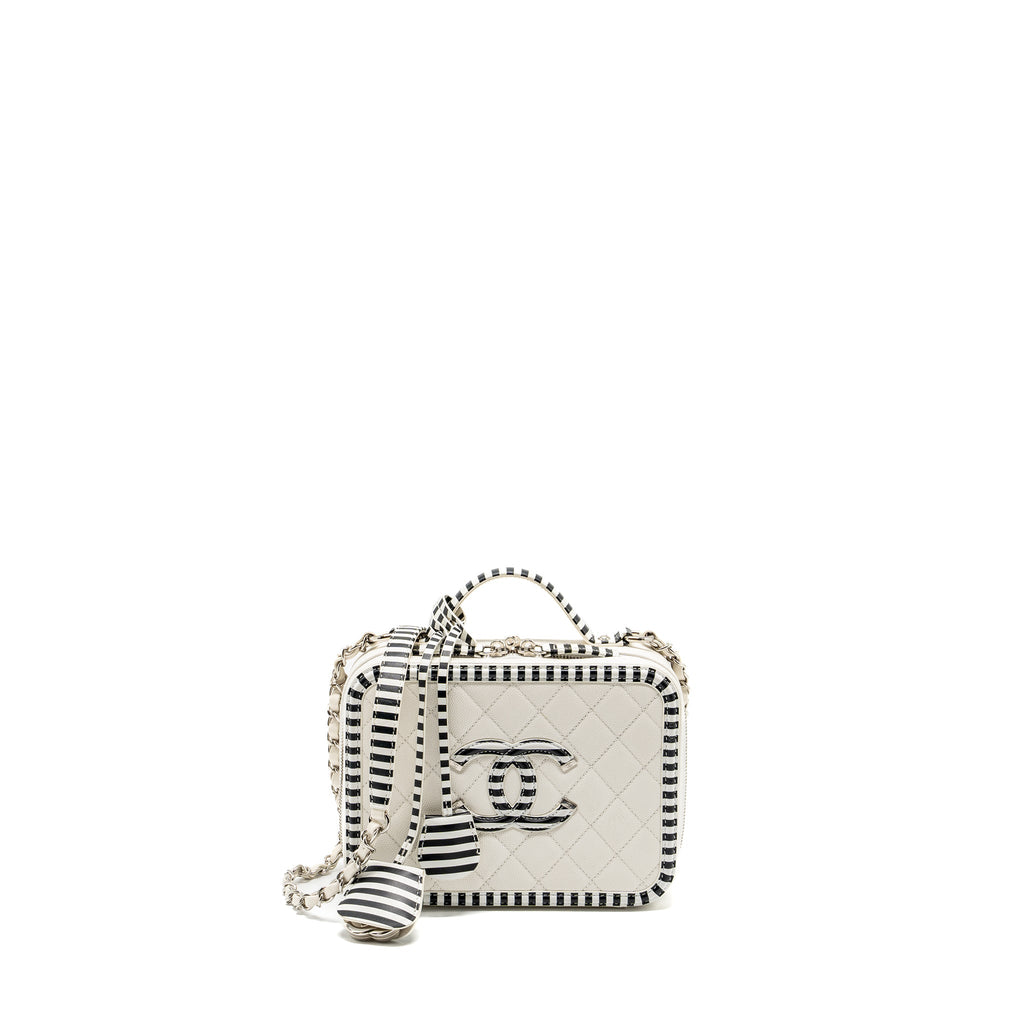 CHANEL MEDIUM FILIGREE CAMERA BAG CAVIAR WHITE/BLACK SHW