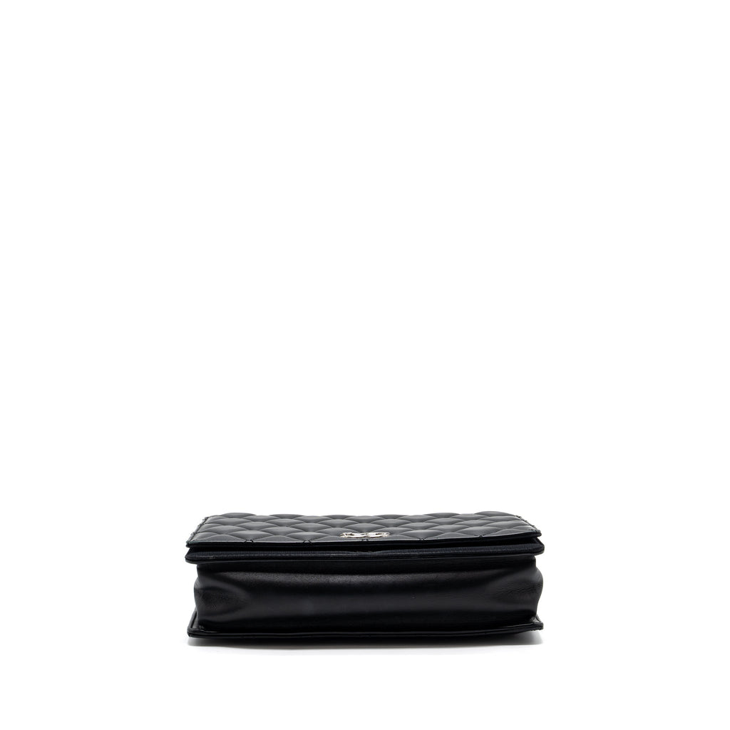 CHANEL QUILTED FLAP BAG CALFSKIN BLACK RUTHENIUM HARDWARE