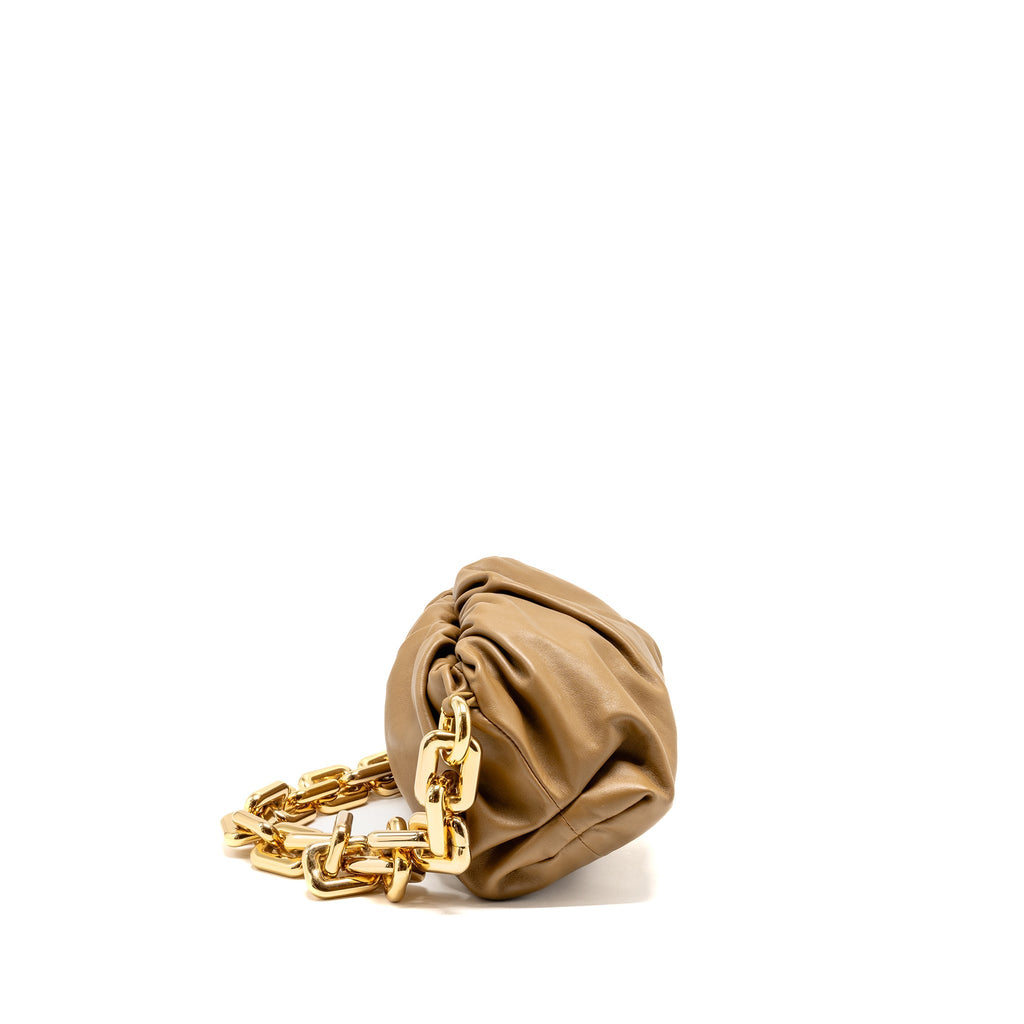 BOTTEGA VENETA CHAIN POUCH CALFSKIN KHAKI GHW