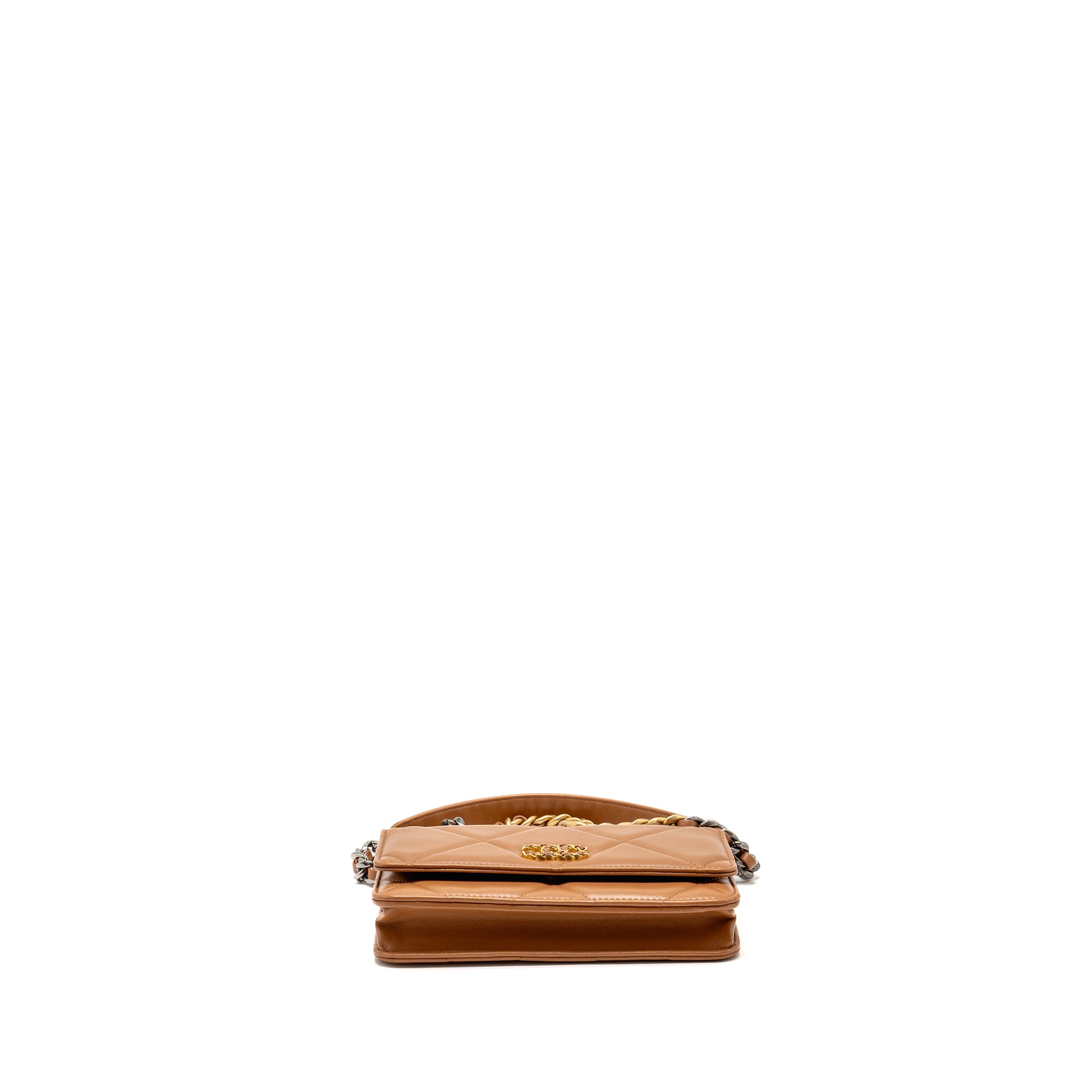 CHANEL 19 WALLET ON CHAIN LAMBSKIN DARK BEIGE MULTICOLOUR HARDWARE (MICROCHIP)
