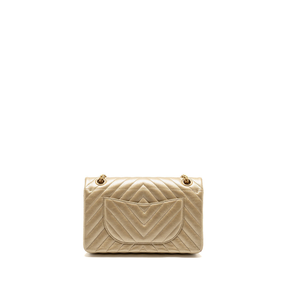 CHANEL SMALL 2.55 REISSUE CHEVRON FLAP BAG CALFSKIN GOLD GHW