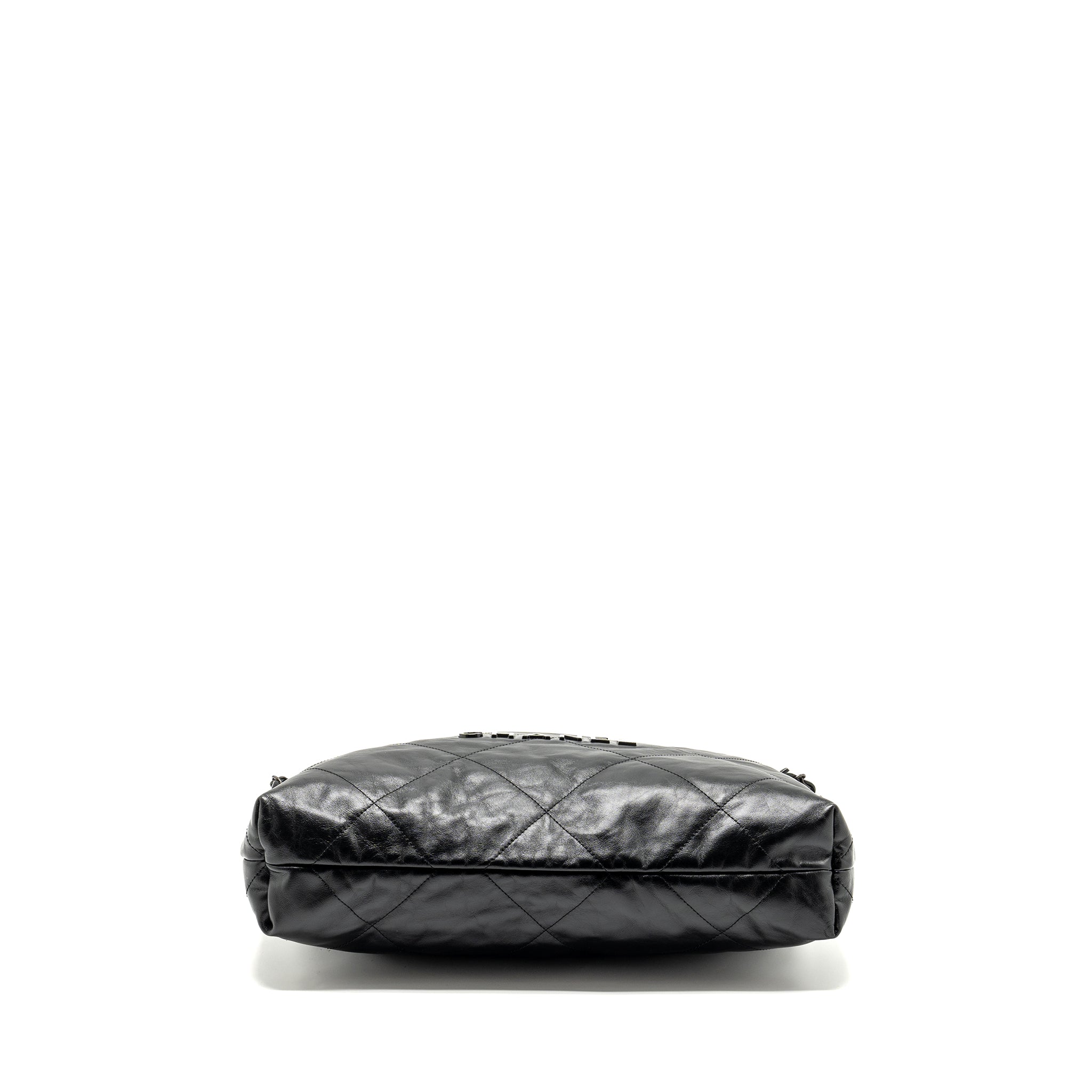 CHANEL MEDIUM 22 BAG CALFSKIN SO BLACK (MICROCHIP)