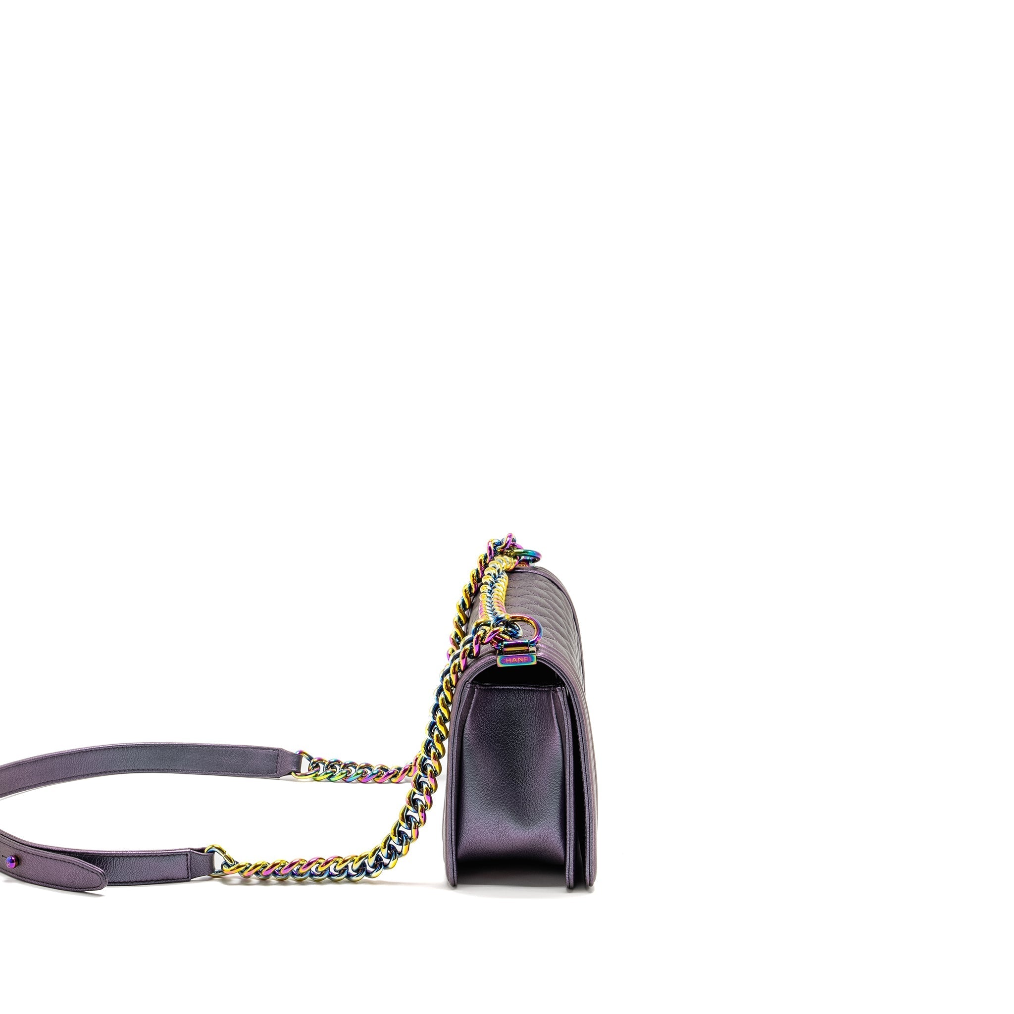 CHANEL MEDIUM BOY BAG GOATSKIN IRIDESCENT PURPLE MULTICOLOUR HARDWARE