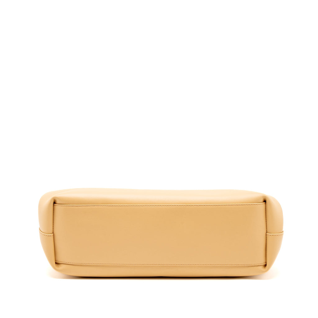 BOTTEGA VENETA POINT TOP HANDLE BAG SMOOTH NAPPA ALMOND