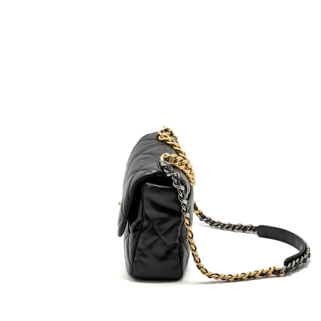 CHANEL MEDIUM 19 BAG GOATSKIN BLACK MULTICOLOUR HARDWARE