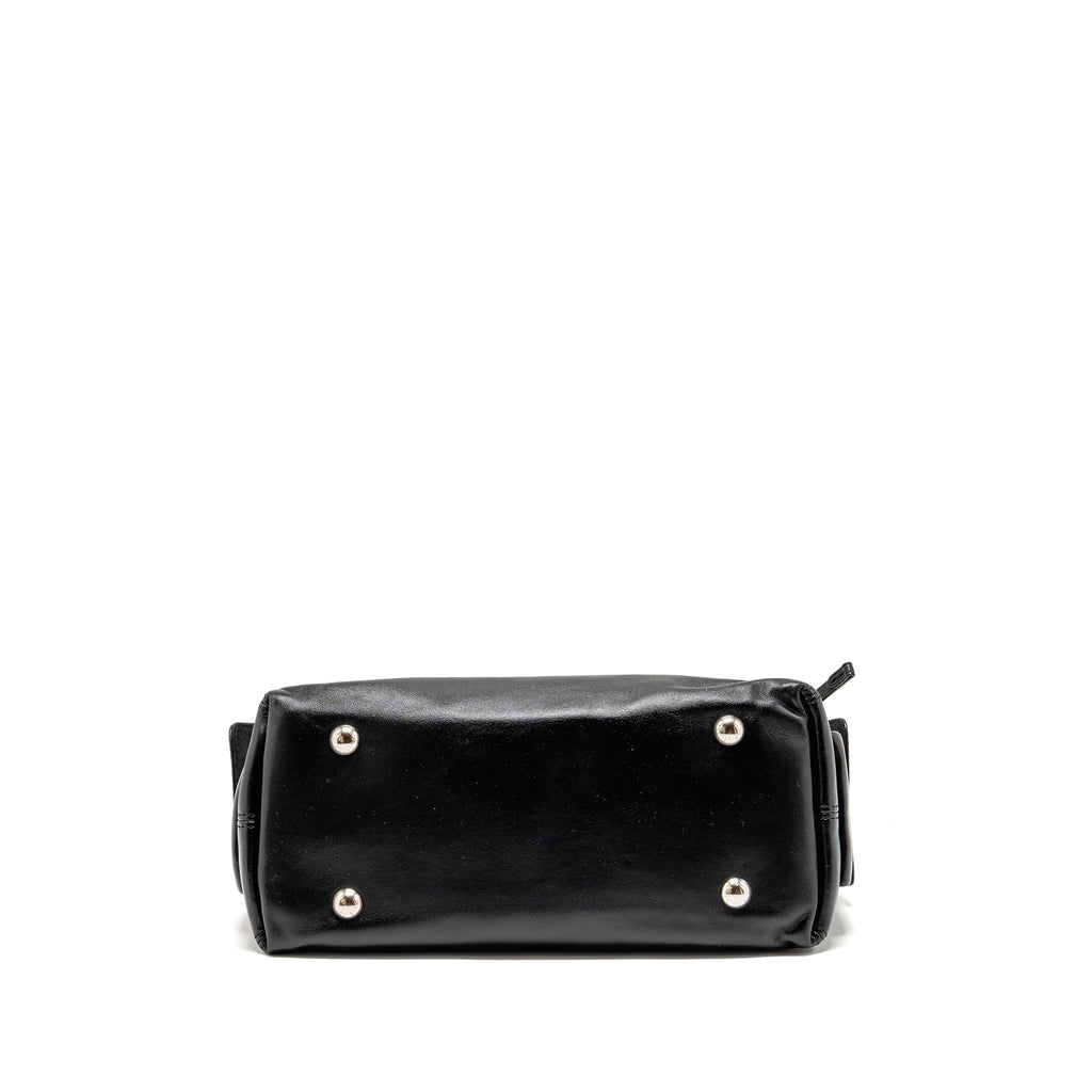 LOUIS VUITTON CARRYALL CARGO VIBE PM LAMBSKIN BLACK SHW