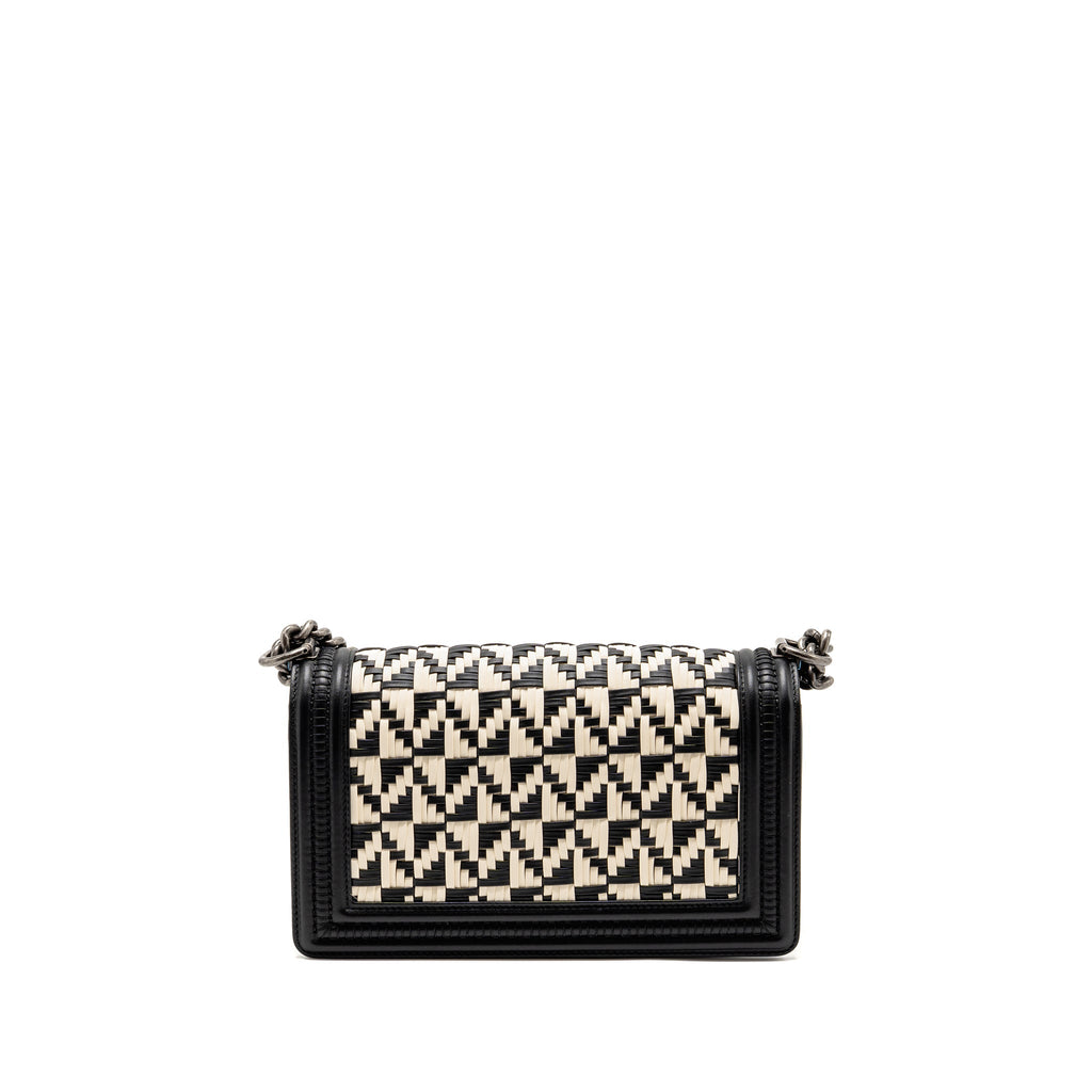 CHANEL MEDIUM BOY BAG WOVEN BLACK/WHITE RUTHENIUM HARDWARE