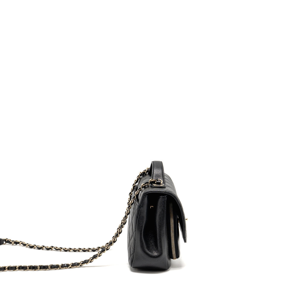 CHANEL MEDIUM BUSINESS AFFINITY CAVIAR BLACK LGHW (MICROCHIP)