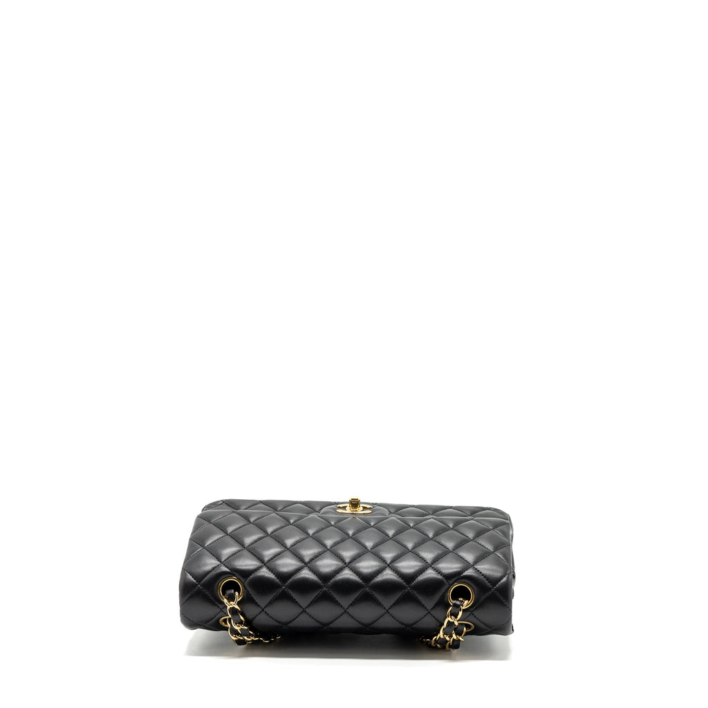 CHANEL MEDIUM CLASSIC FLAP BAG LAMBSKIN BLACK GHW