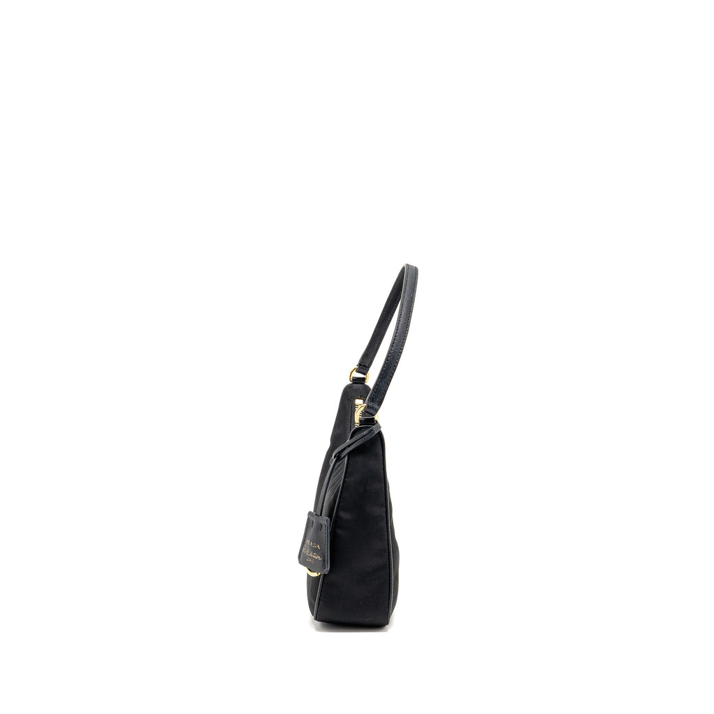 PRADA REEDITION 2005 NYLON BAG BLACK GHW