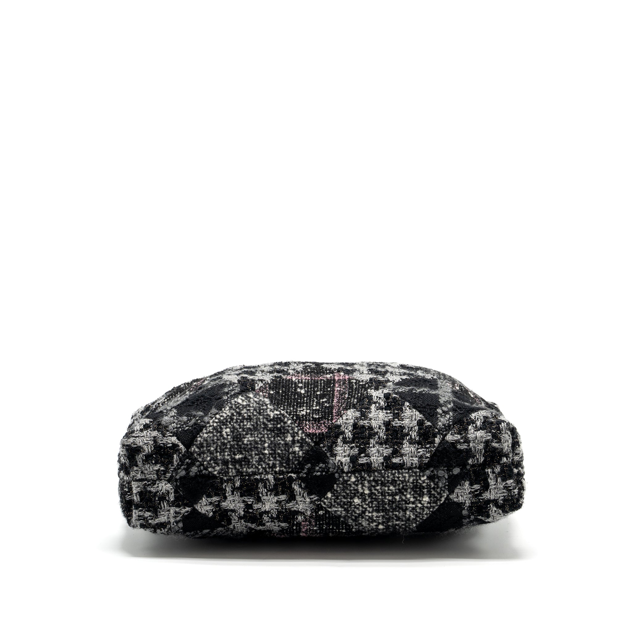 CHANEL MEDIUM 22 BAG FABRIC / TWEED MULTICOLOUR GHW (MICROCHIP)