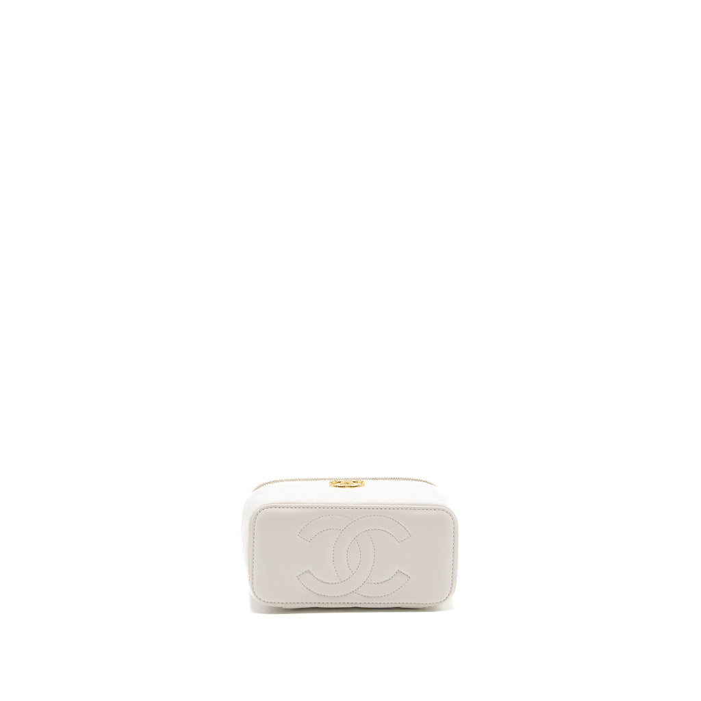 CHANEL LONG VANITY WITH LAMBSKIN WHITE GHW (MICROCHIP)