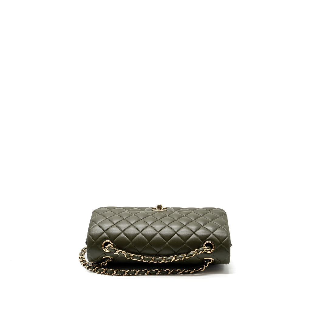 CHANEL 22K MEDIUM CLASSIC DOUBLE FLAP BAG LAMBSKIN OLIVE GREEN LGHW(MICROCHIP)