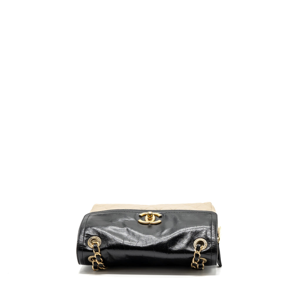 CHANEL MEDIUM IN THE MIX FLAP BAG LEATHER BLACK/BEIGE/CREAM GHW