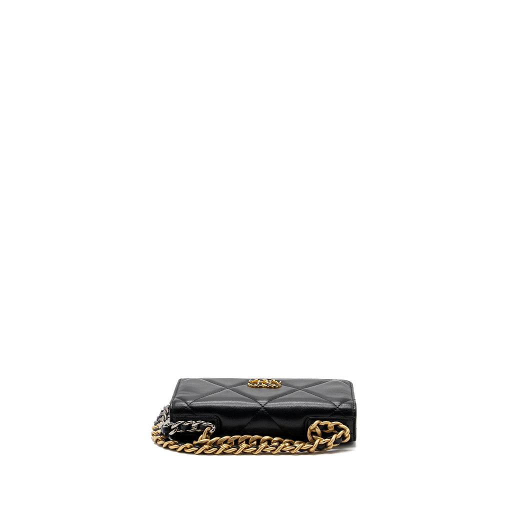 CHANEL 19 WALLET ON CHAIN LAMBSKIN BLACK MULTICOLOR HARDWARE
