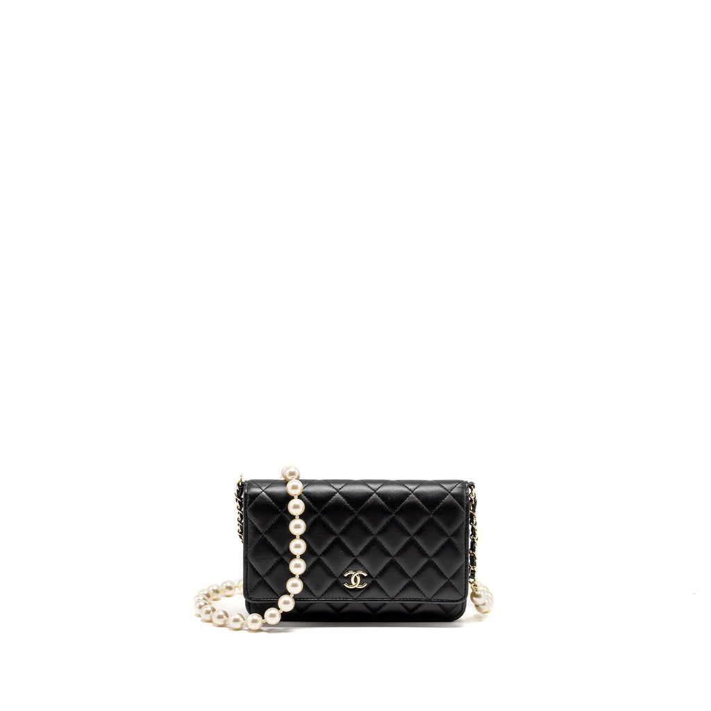 CHANEL PEARL CHAIN WALLET ON CHAIN LAMBSKIN BLACK LGHW(MICROCHIP)