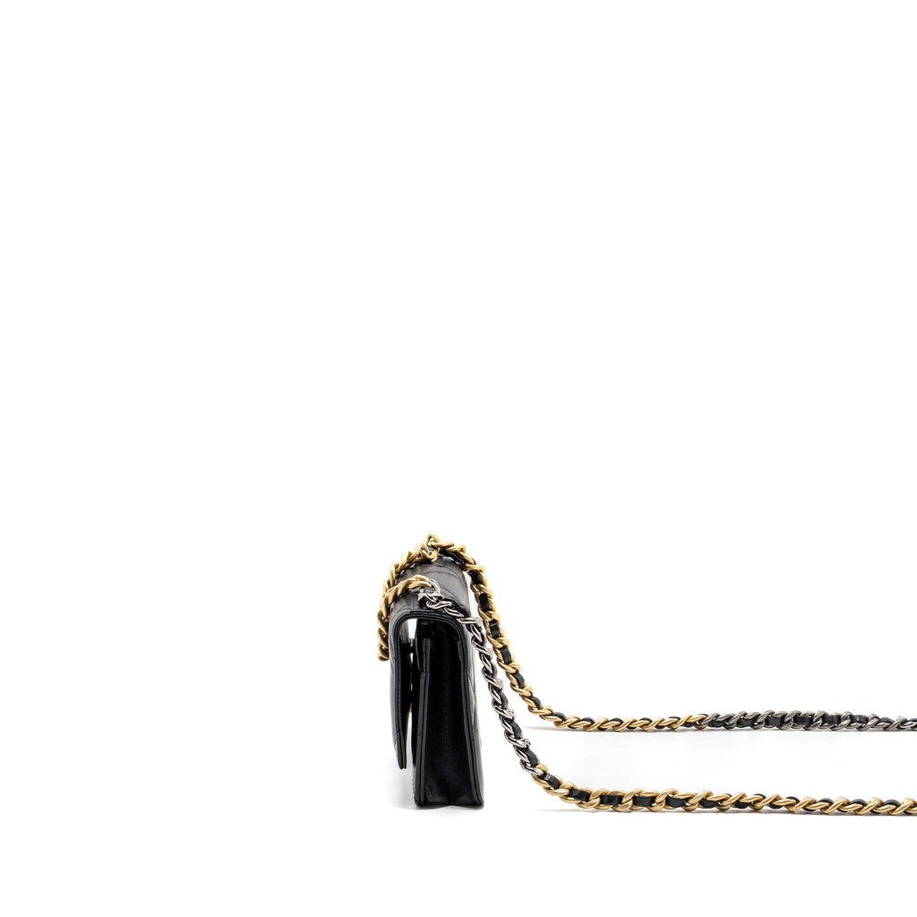 CHANEL 19 WALLET ON CHAIN LAMBSKIN BLACK MULTICOLOR HARDWARE