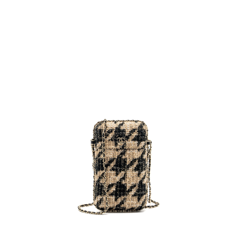 CHANEL VERTICAL PHONE CASE TWEED MULTICOLOR BLACK / LIGHT BROWN LGHW