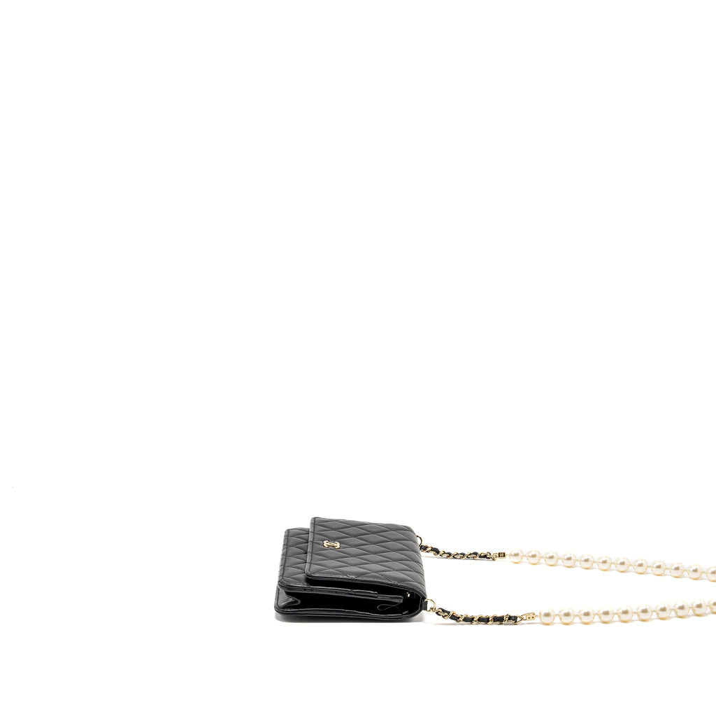 CHANEL PEARL CHAIN WALLET ON CHAIN LAMBSKIN BLACK LGHW(MICROCHIP)