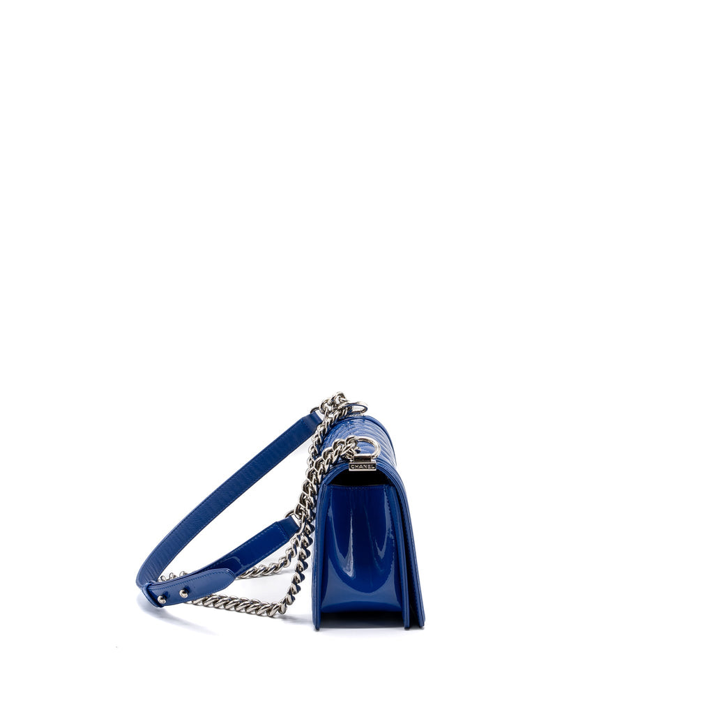 CHANEL MEDIUM BOY BAG PATENT DARK BLUE SHW