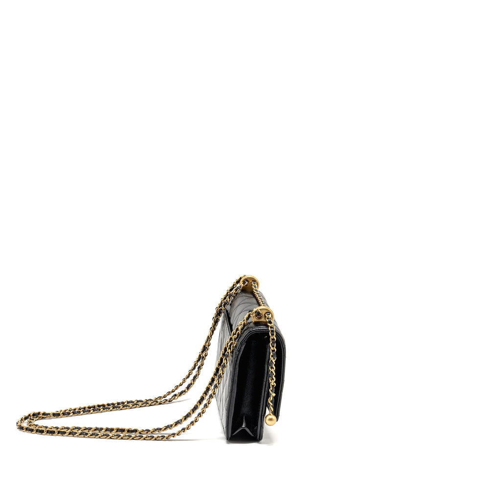 CHANEL 24C GOLD CRUSH WALLET ON CHAIN CALFSKIN BLACK GHW(MICROCHIP)