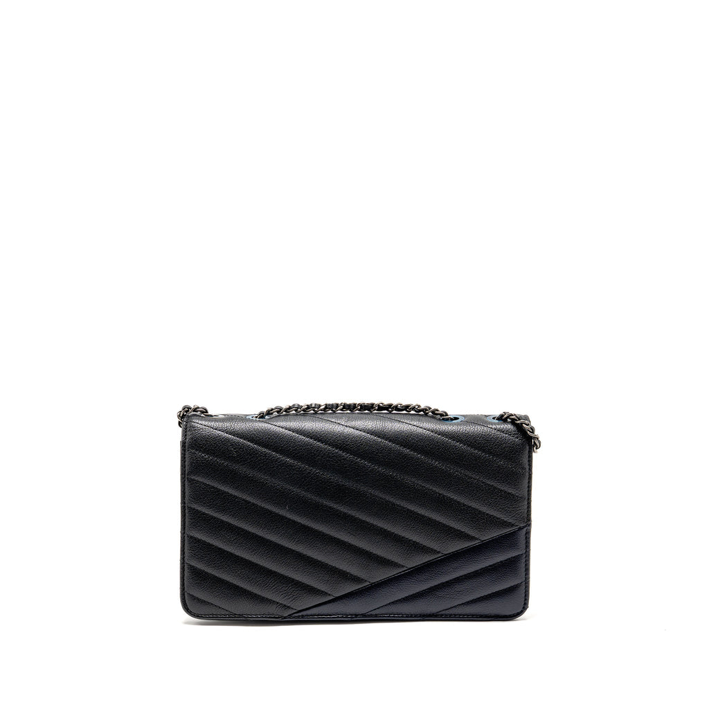 CHANEL ENVELOP METAL PLATE FLAP BAG CHEVRON CALFSKIN BLACK/NAVY RUTHENIUM SILVER HARDWARE