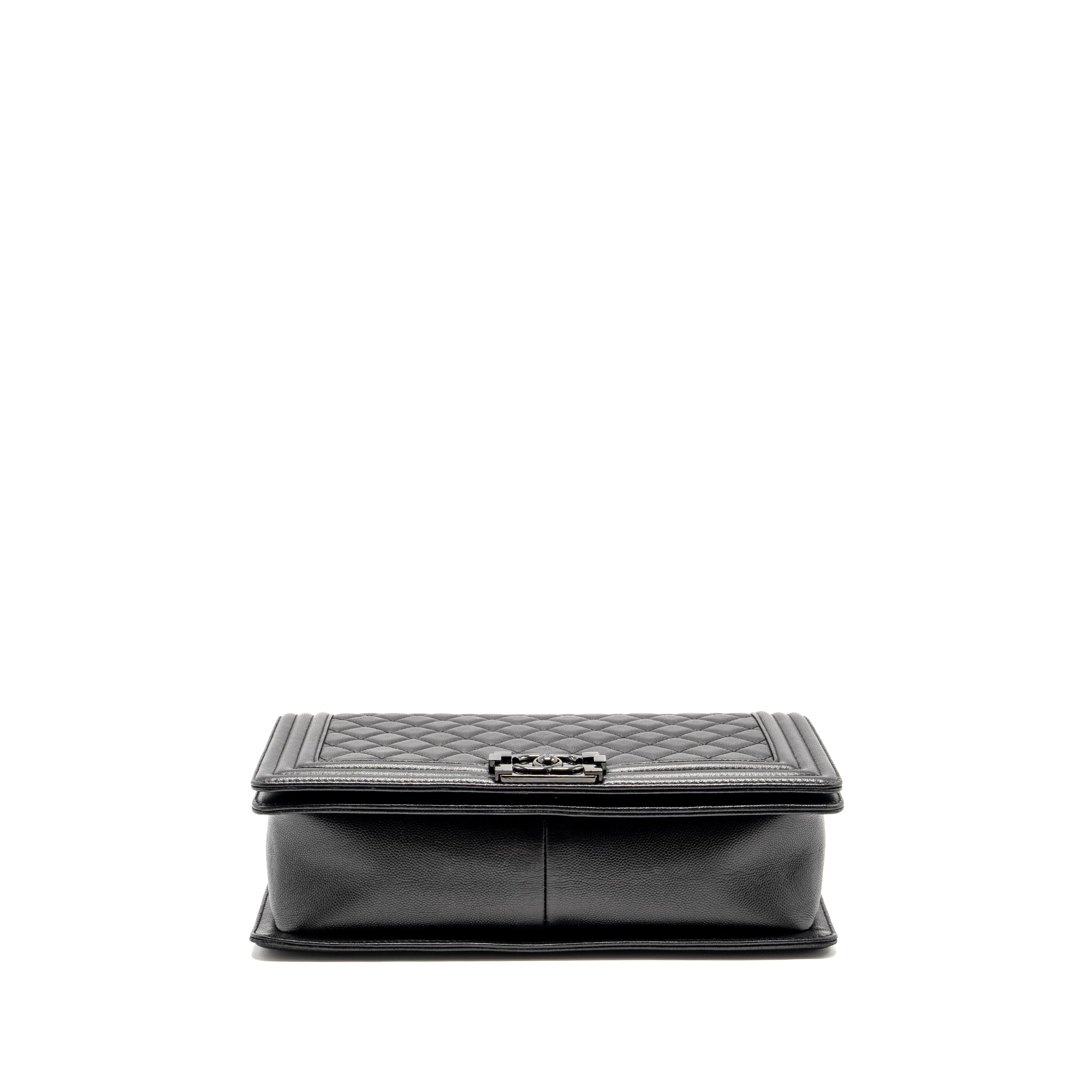 CHANEL NEW MEDIUM BOY BAG CAVIAR SO BLACK