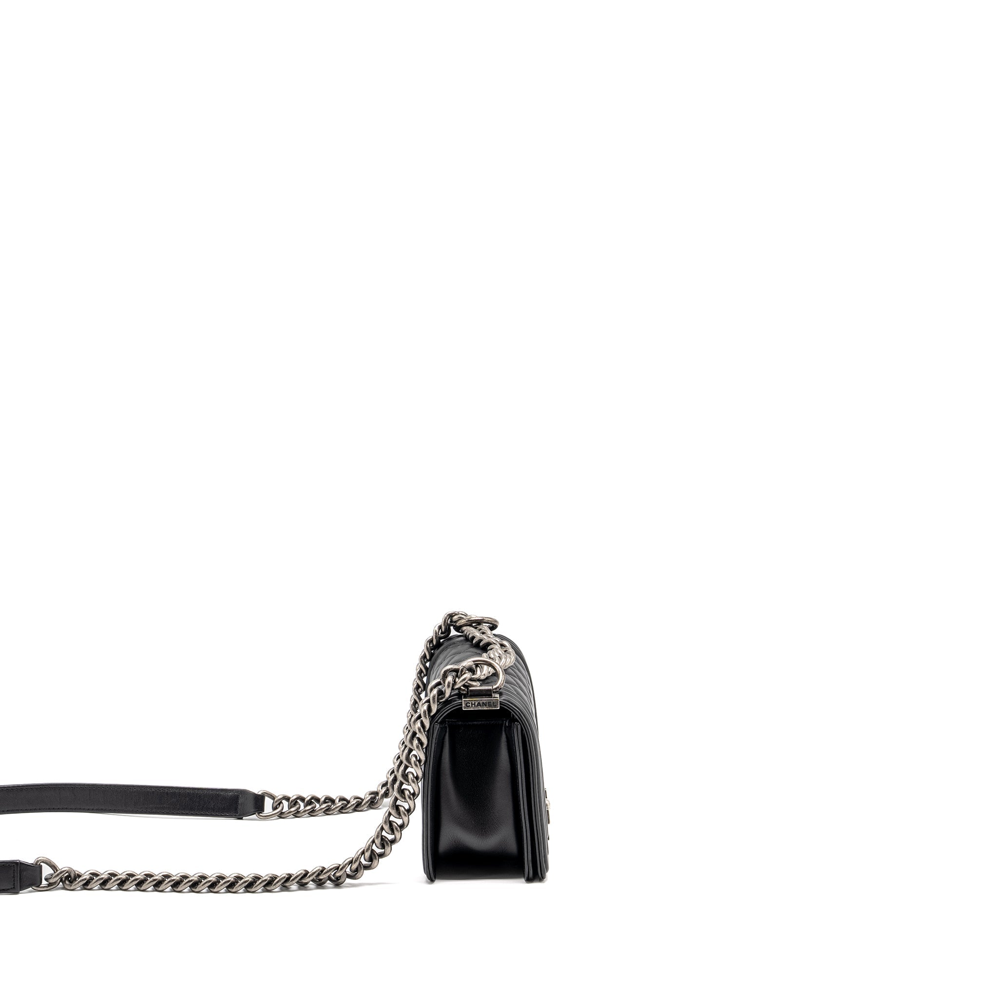 CHANEL SMALL BOY BAG CALFSKIN BLACK RUTHENIUM HARDWARE