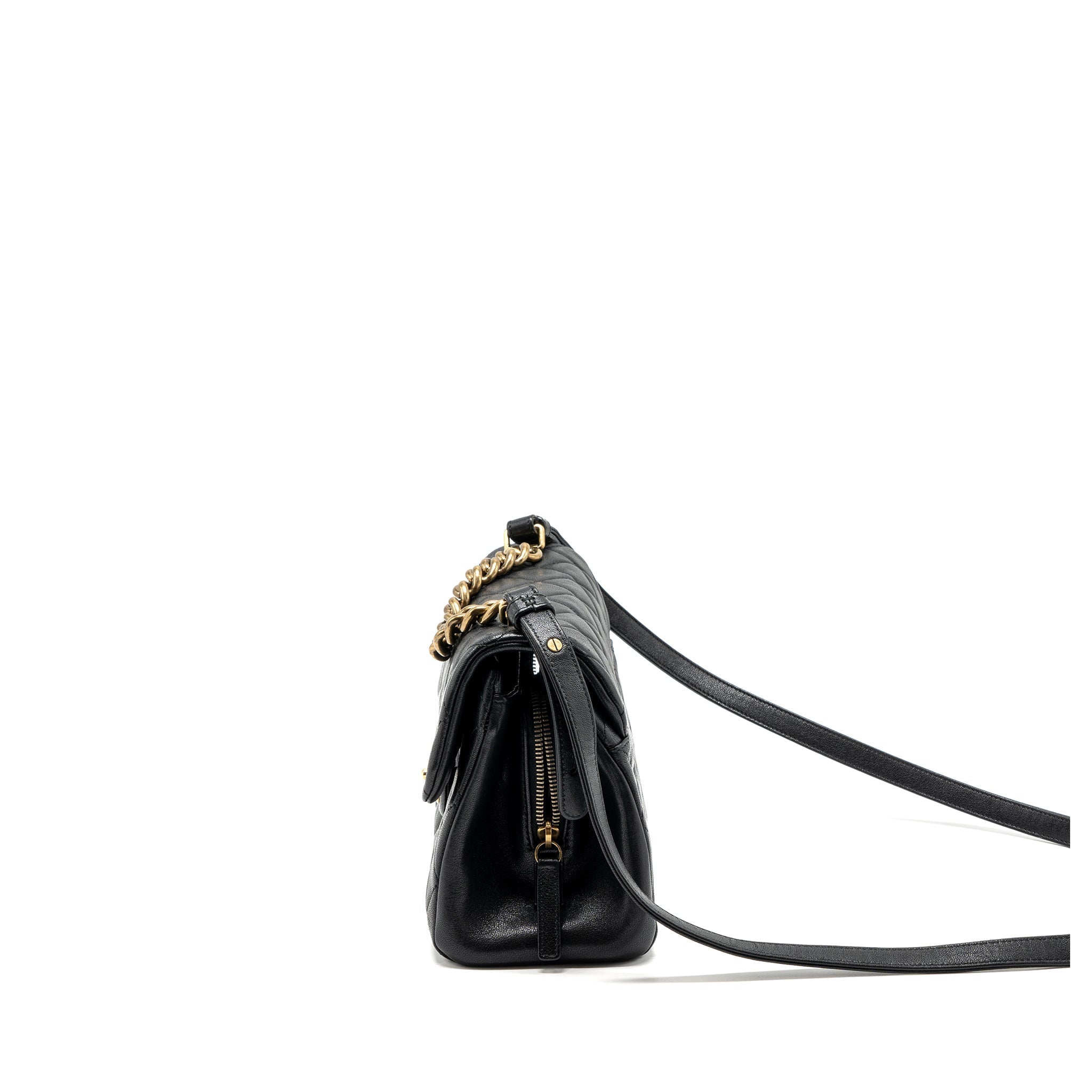 CHANEL CHAINS HANDLE FLAP BAG LAMBSKIN BLACK GHW