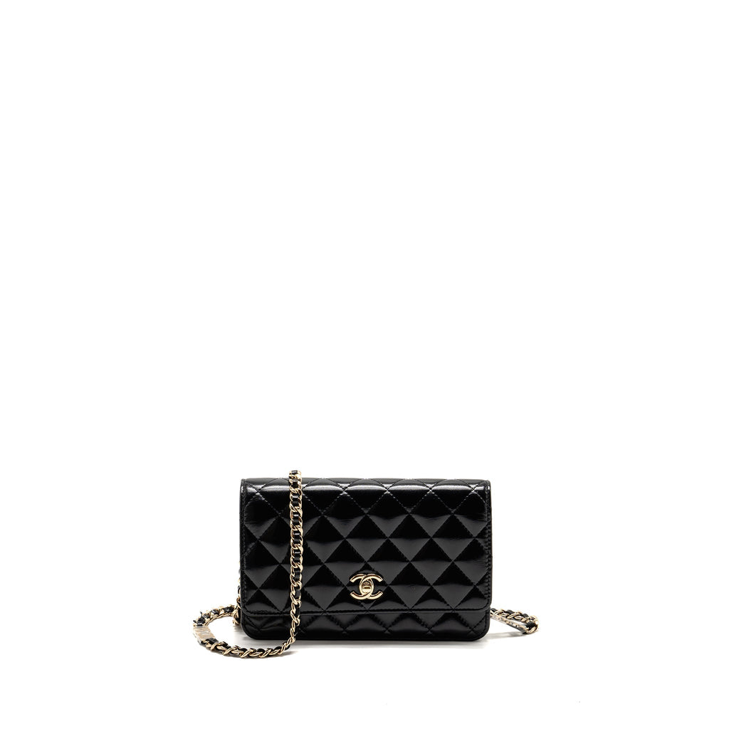 CHANEL WALLET ON CC DETAILED CHAIN SHINY LAMBSKIN BLACK GHW (MICROCHIP)